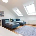 Fullhouse - Halle - Ab7 - Center * Halle (Saale)