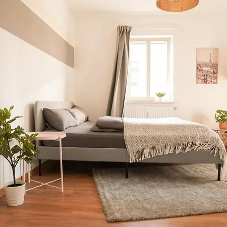 Fullhouse - Halle - Ab7 - Center Apartment