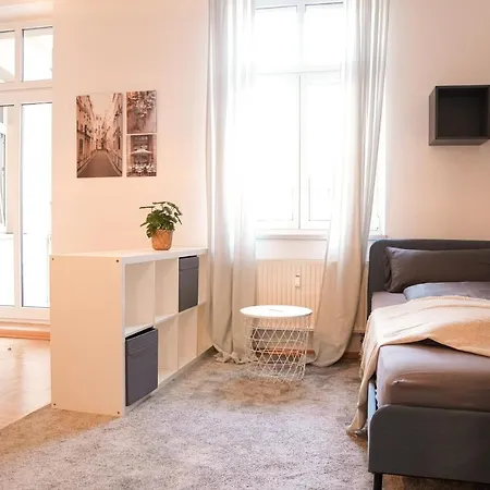 Апартаменты Fullhouse - Halle - Ab7 - Center *