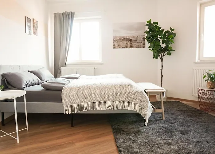 Fullhouse - Halle - Ab7 - Center