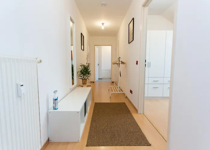 Fullhouse - Halle - Ab7 - Center